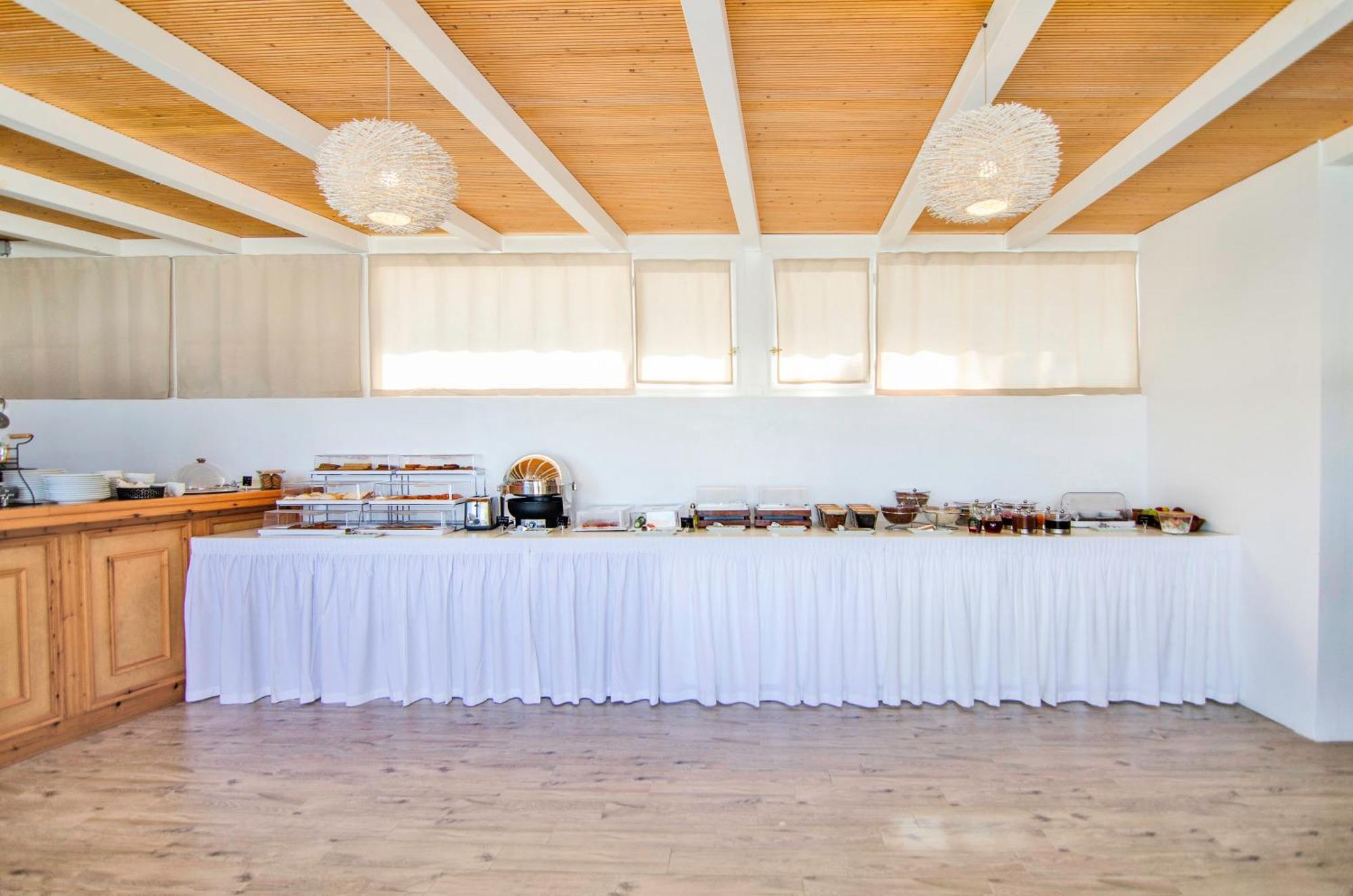 Kritikakis Village Hotel 이오스 코라 외부 사진