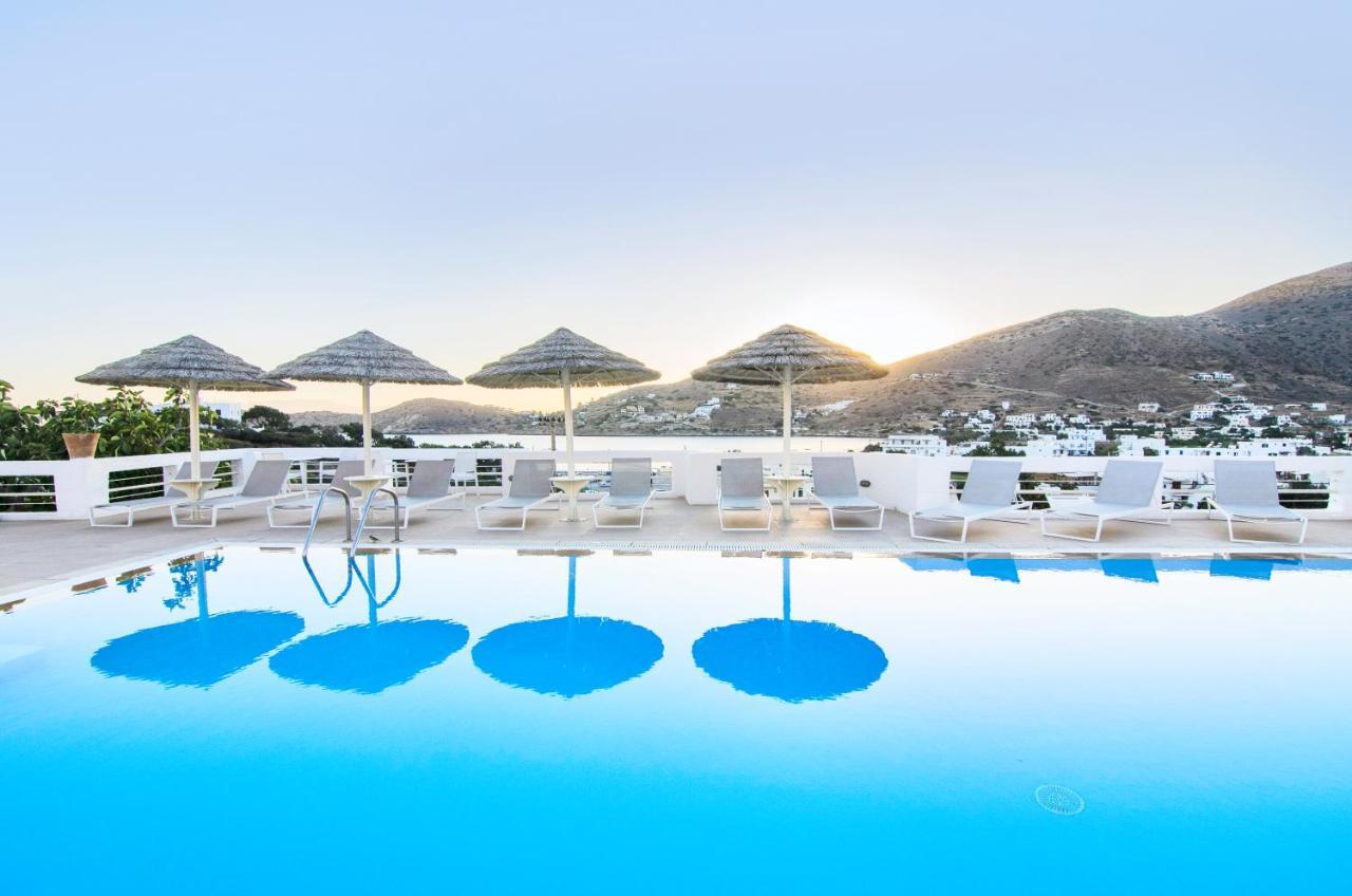 Kritikakis Village Hotel 이오스 코라 외부 사진